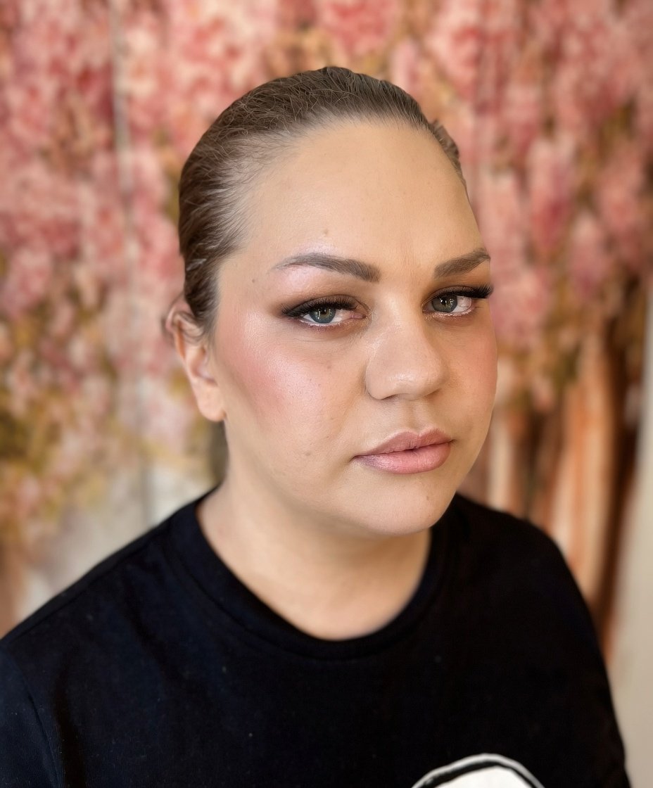 Model Nika makeup — clean and elegant look, profesionalno šminkanje Zagreb